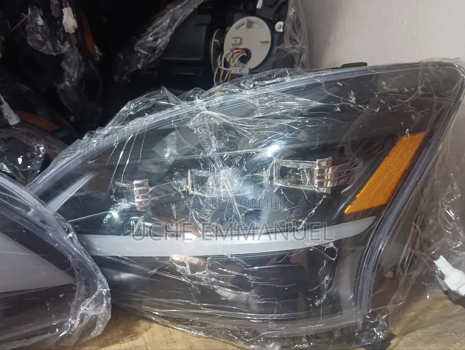Headlight 3 Torch Nike Down Daylight for Rx330 Brand New