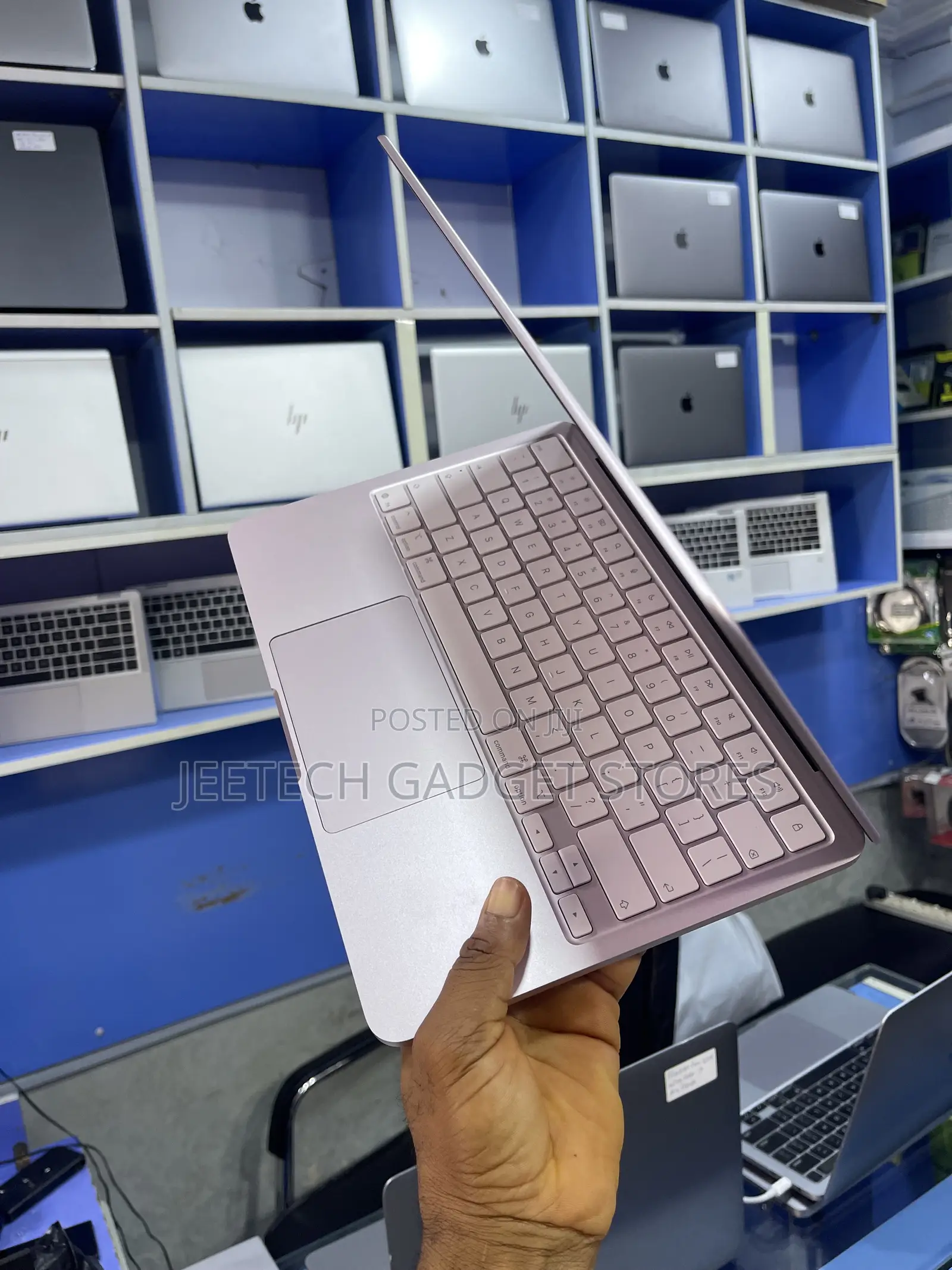 Laptop Apple MacBook Neo 2026 8GB SSD 256GB