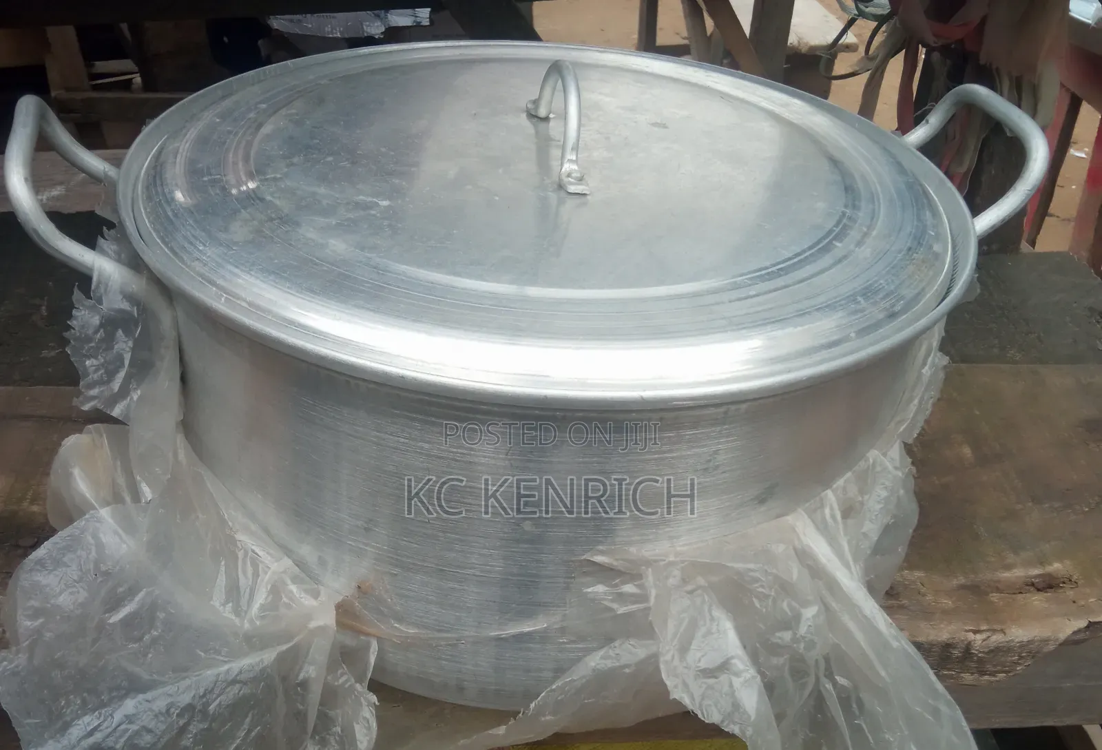 Aluminium Cooking Pot, Can Cook 1 Paint of Rice