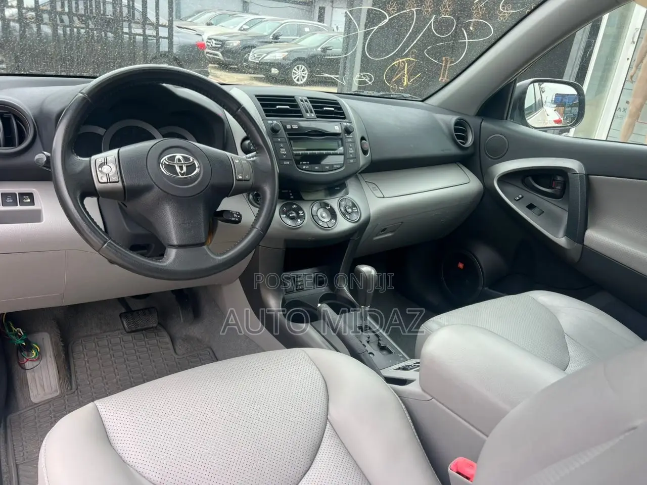 Toyota RAV4 2.5 Limited 4x4 2010 White