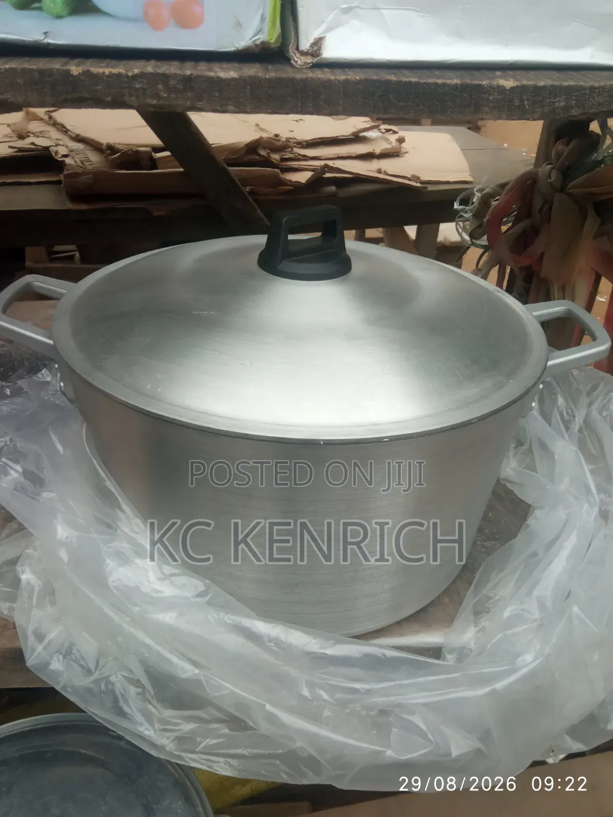 Aluminium Cooking Pot, Can Contain 2 Paint of Rice