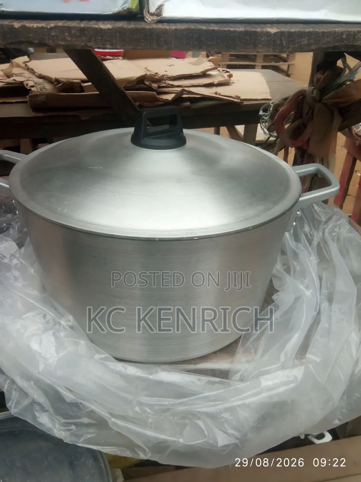 Aluminium Cooking Pot, Can Contain 2 Paint of Rice