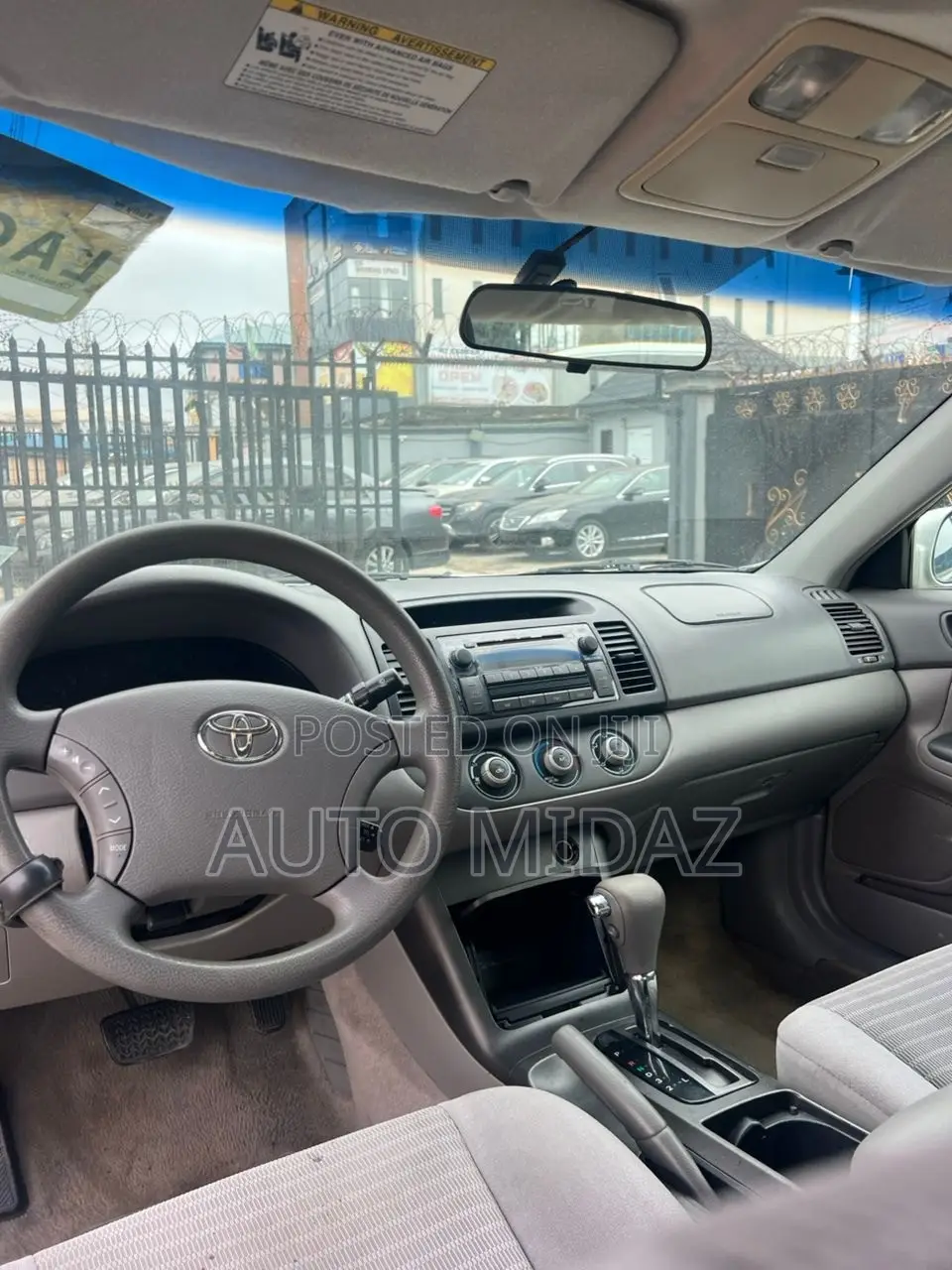 Toyota Camry LE 4dr Sedan (2.4L 4cyl 5A) 2005 Silver
