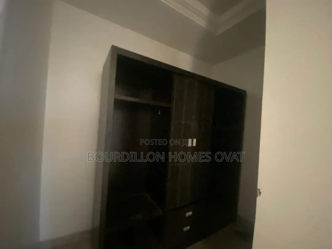 5bdrm Duplex in Osapa London Lekki for sale