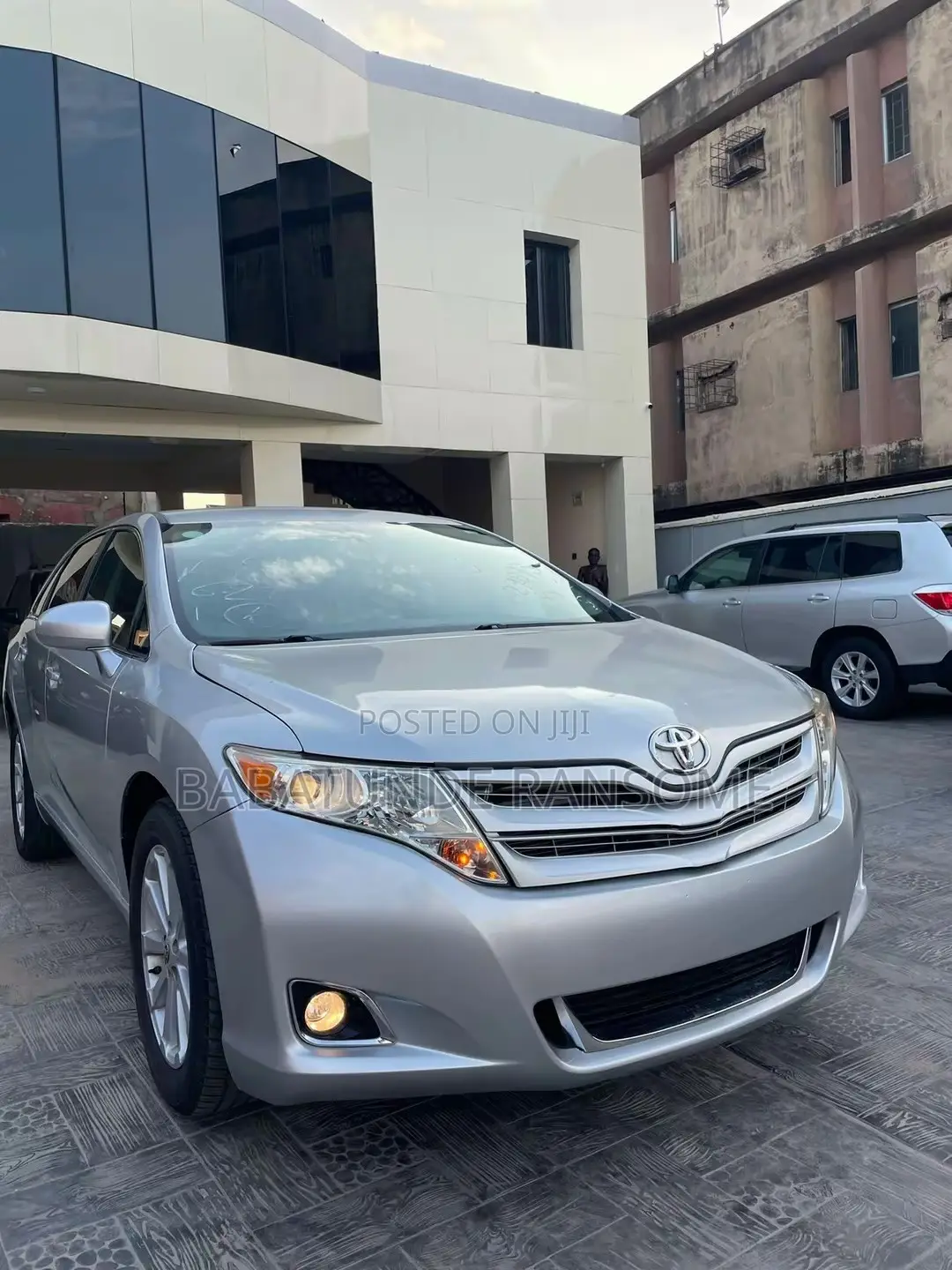 Toyota Venza AWD 2010 Silver
