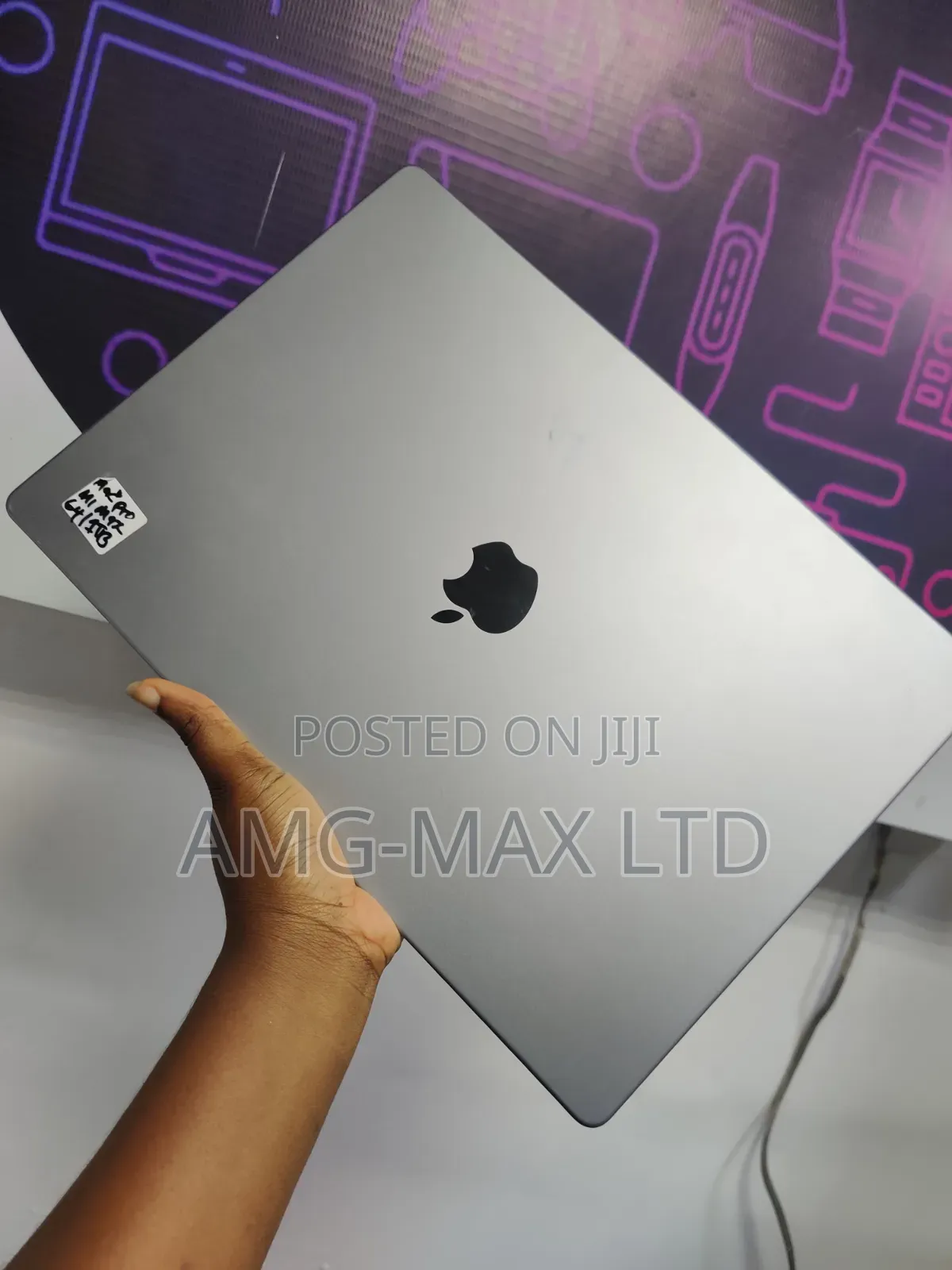 Laptop Apple MacBook Pro 2021 M1 64GB Apple M1 Max SSD 1T