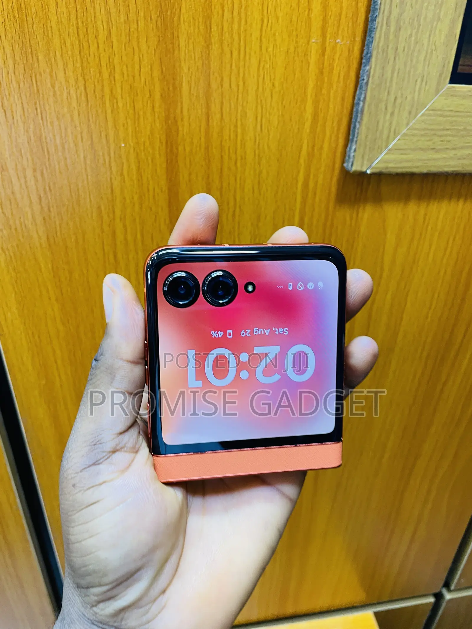Motorola Razr 2024 256 GB Orange
