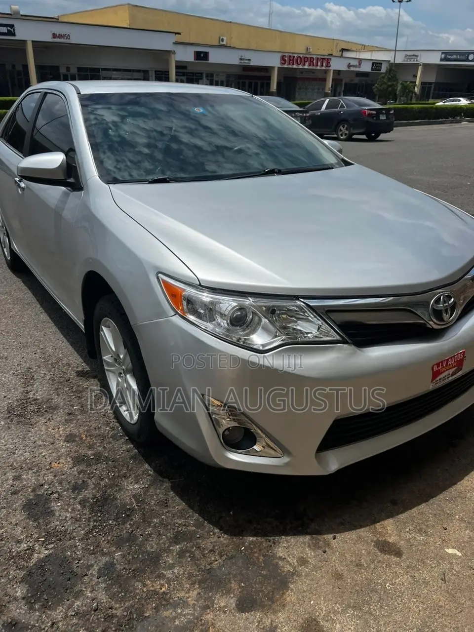 Toyota Camry LE 4dr Sedan (2.5L 4cyl 6A) 2012 Silver