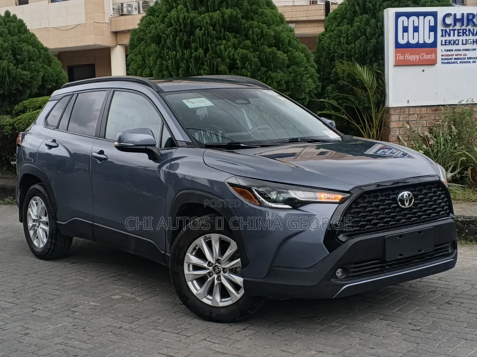 Toyota Corolla Cross LE 4WD 2024 Blue