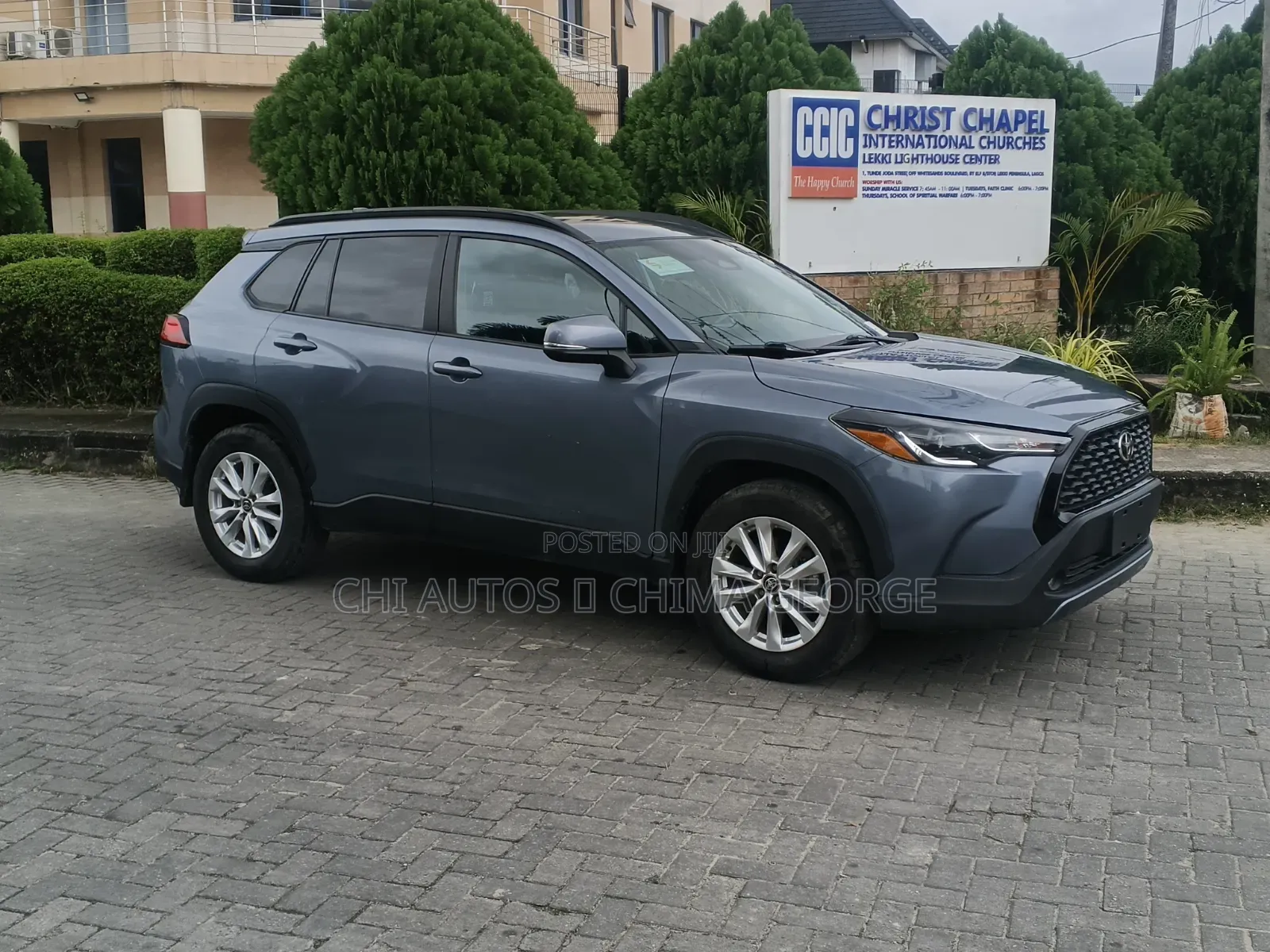Toyota Corolla Cross LE 4WD 2024 Blue