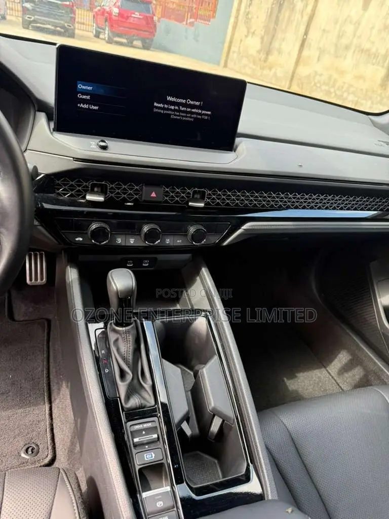 Honda Accord Hybrid 2024 Silver