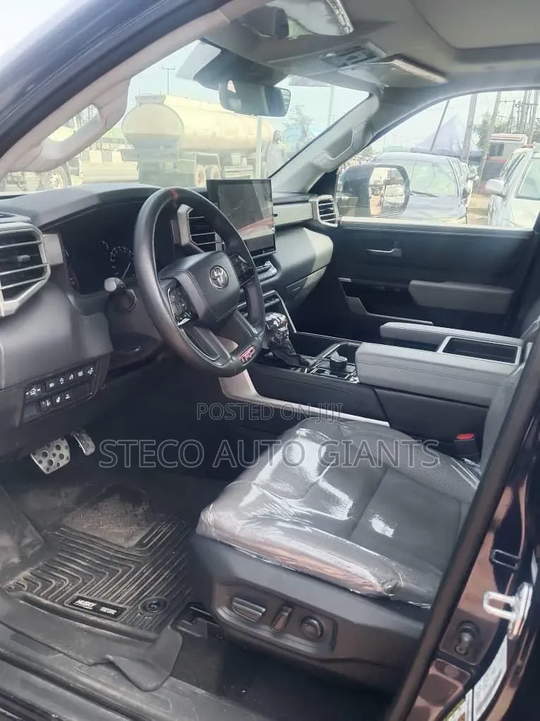Toyota Tacoma 2025 Black