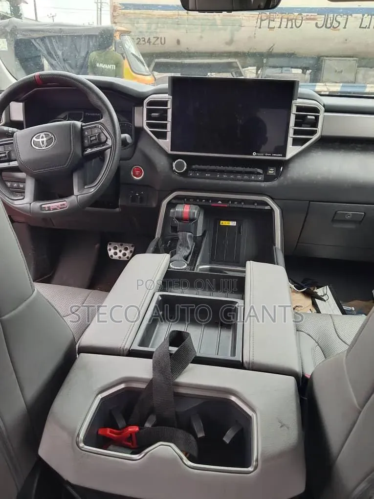 Toyota Tacoma 2025 Black