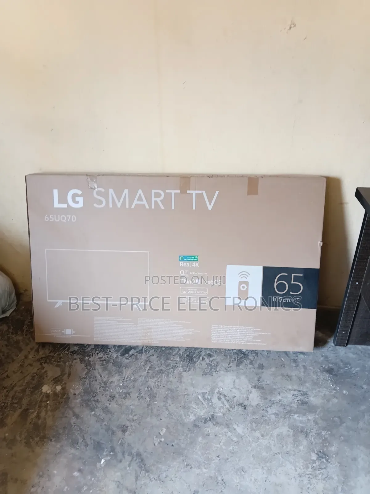 LG Smart TV 65inches