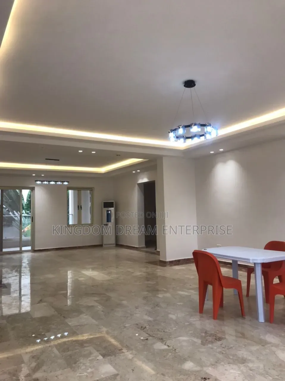 3bdrm Apartment in Ikoyi Lagos, Bourdillon for rent