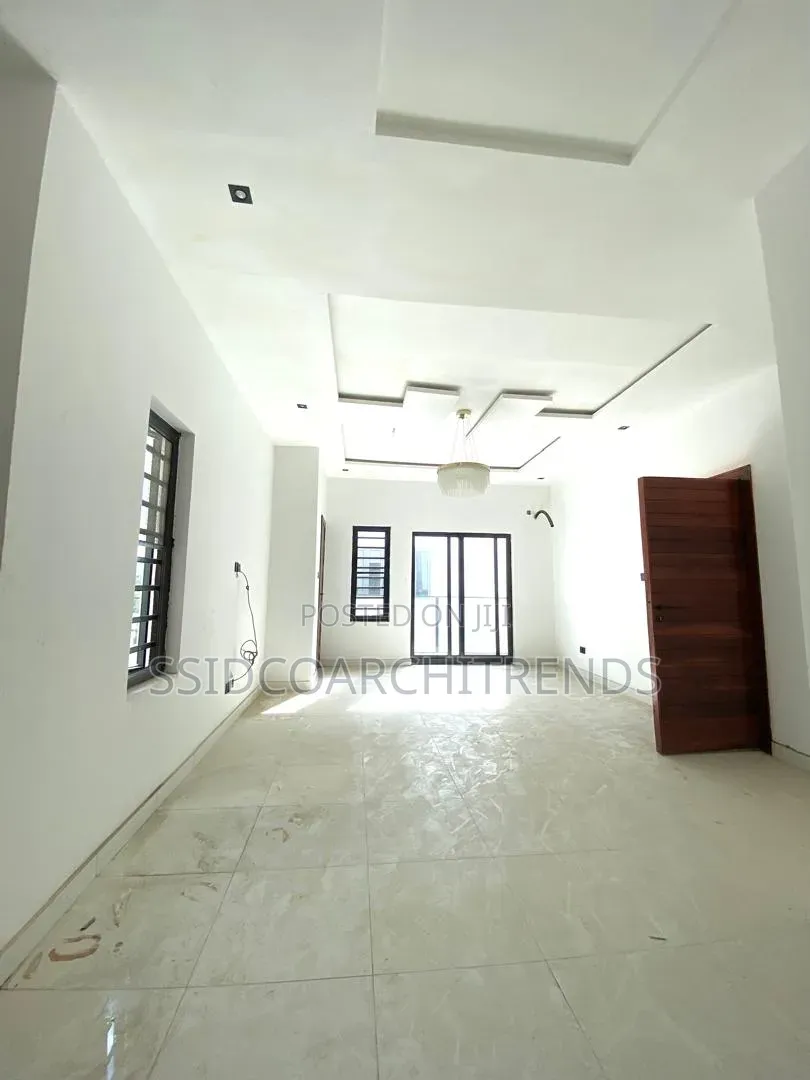2bdrm Apartment in Call To Access, Ikate for sale