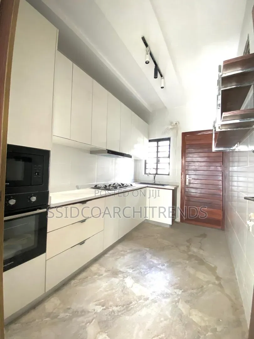 2bdrm Apartment in Call To Access, Ikate for sale