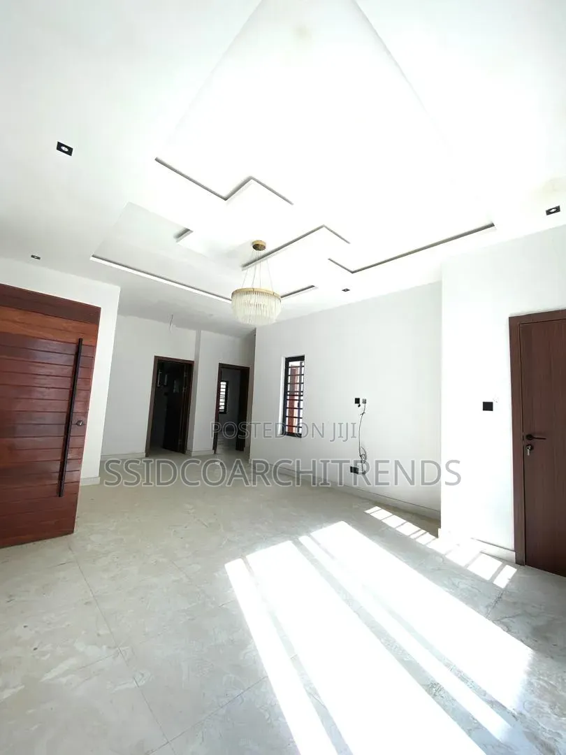 2bdrm Apartment in Call To Access, Ikate for sale