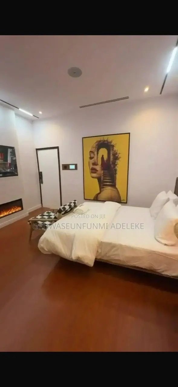 Furnished Studio Apartment in Yaba for sale