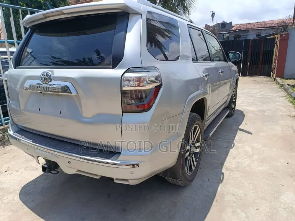 Toyota 4-Runner 2015 Gray