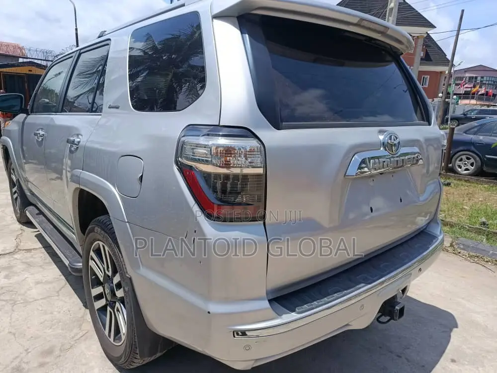Toyota 4-Runner 2015 Gray