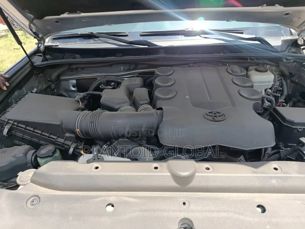 Toyota 4-Runner 2015 Gray