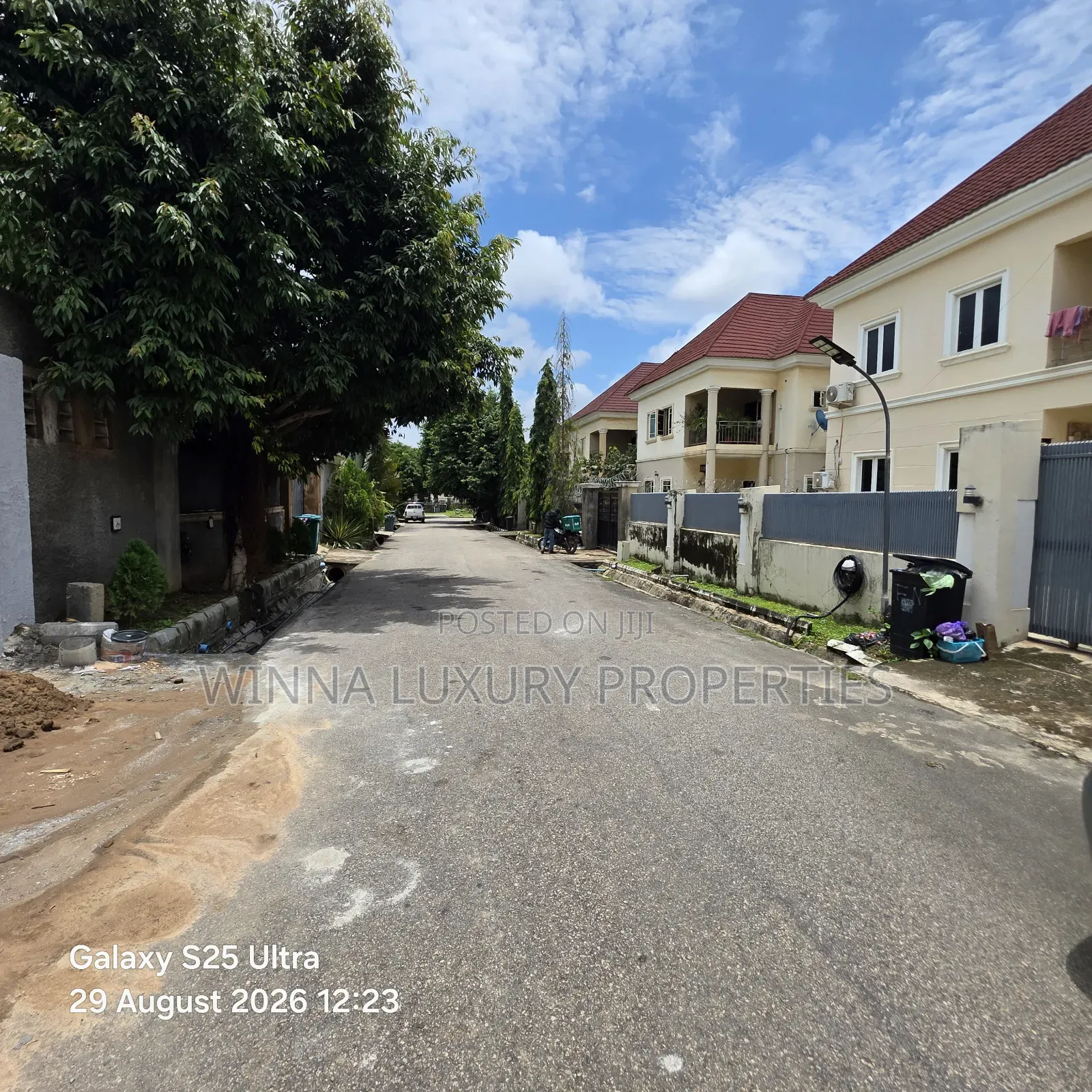 3bdrm Apartment in Urban Dwell Estate, Lugbe District for rent