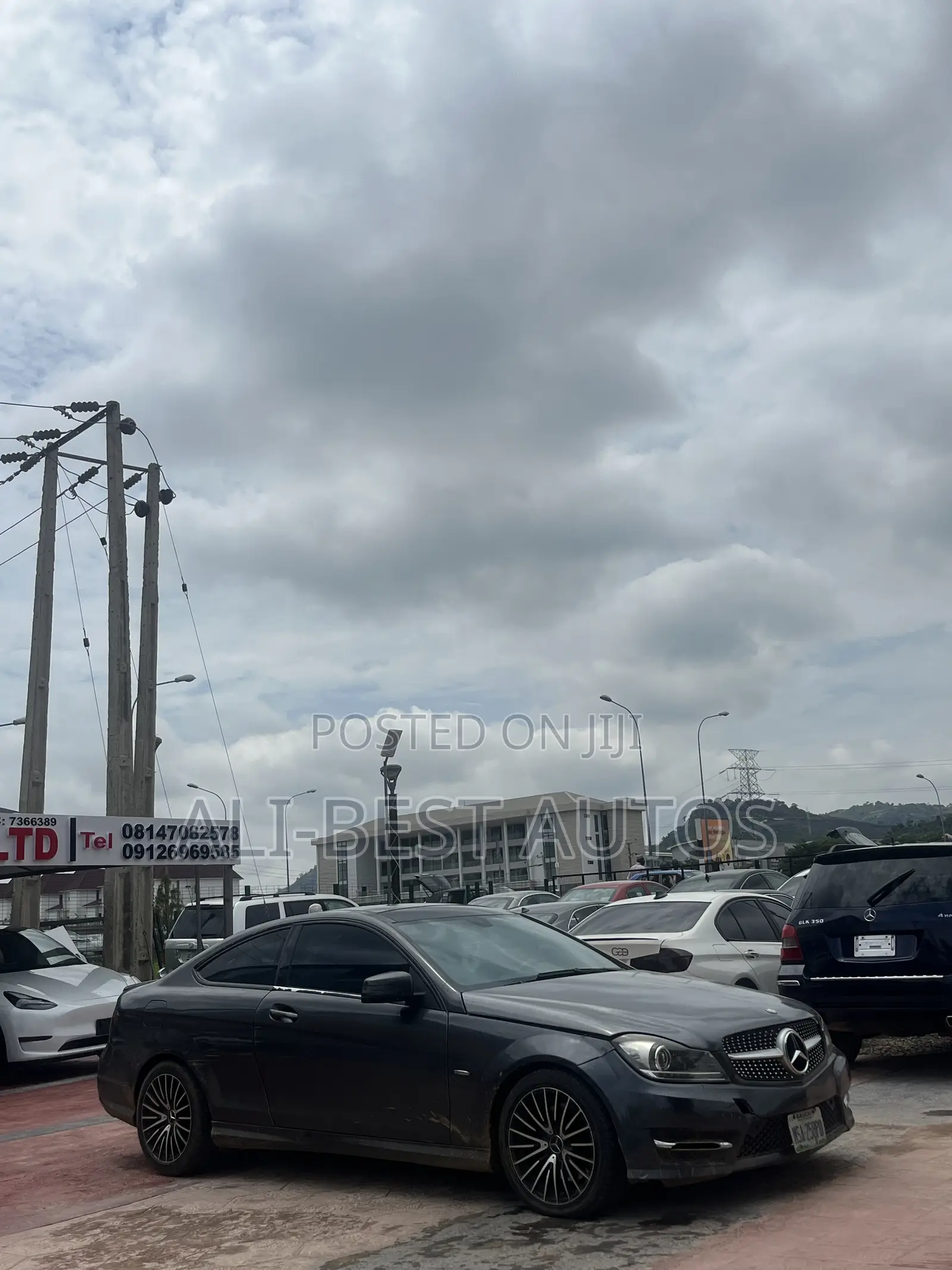 Mercedes-Benz C300 2011 Gray