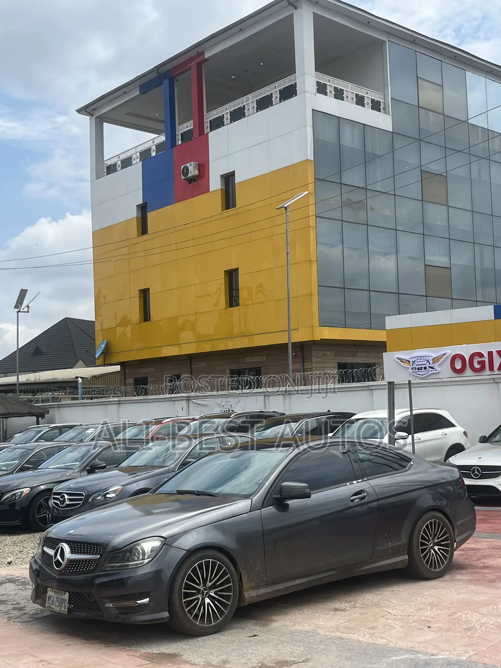 Mercedes-Benz C300 2011 Gray