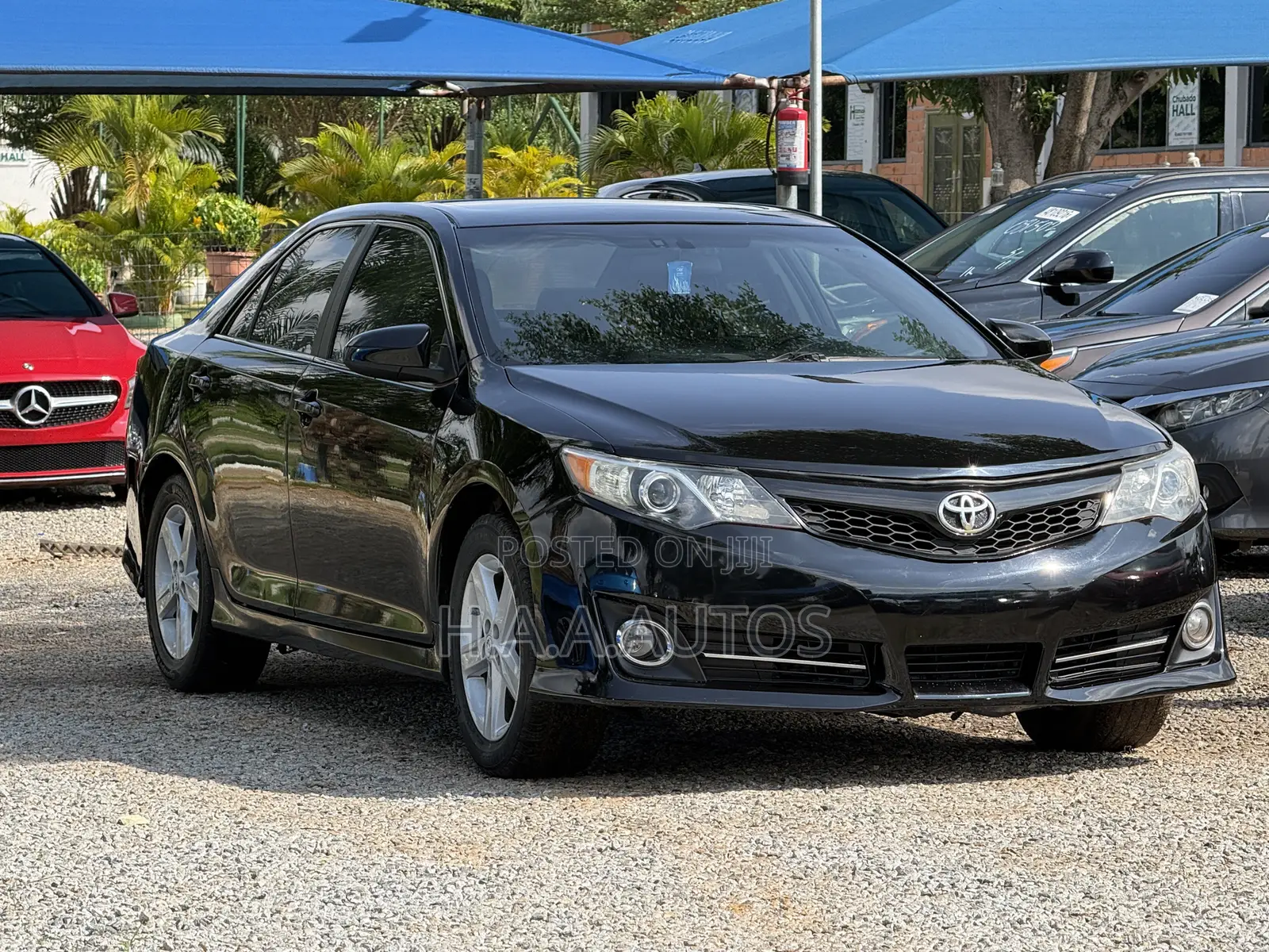 Toyota Camry SE 4dr Sedan (2.5L 4cyl 6A) 2013 Black