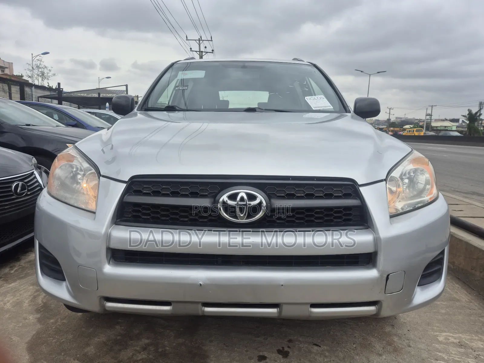 Toyota RAV4 3.5 2011 Silver