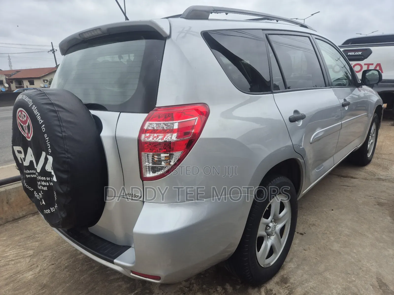 Toyota RAV4 3.5 2011 Silver