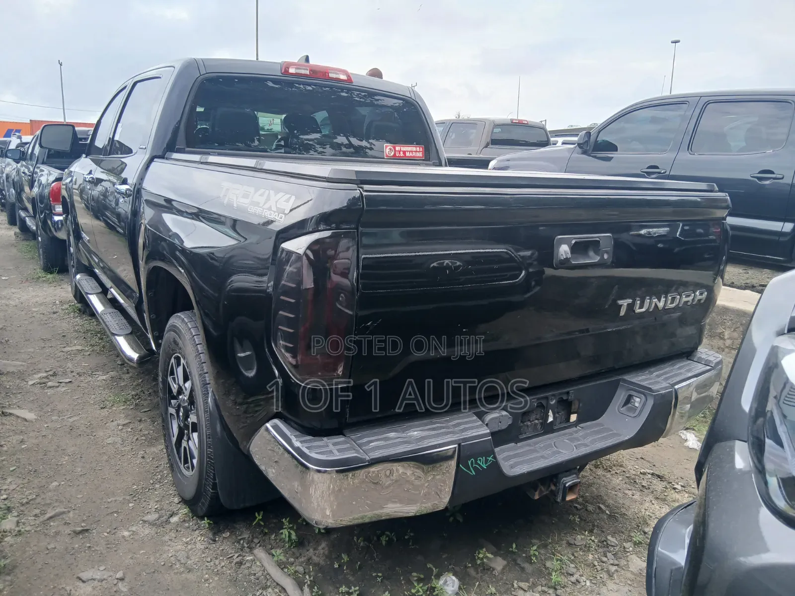 Toyota Tundra Limited 5.7L V8 4x4 Double Cab 6.6 ft. box 145.7 in. WB
