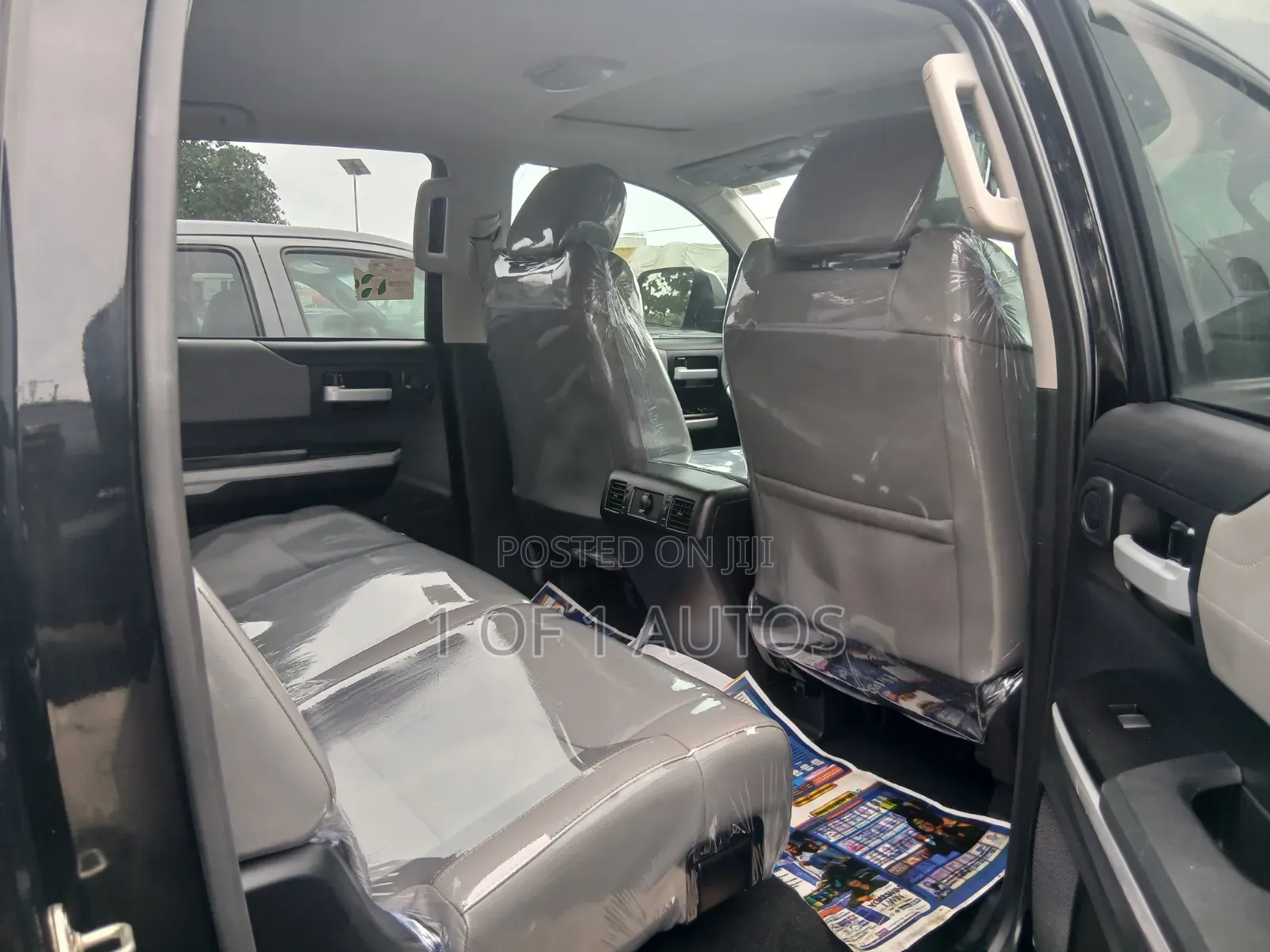Toyota Tundra Limited 5.7L V8 4x4 Double Cab 6.6 ft. box 145.7 in. WB