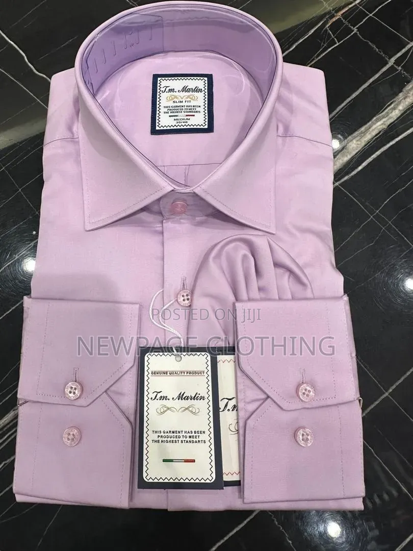 Burgundy Double-Breasted Suit That Stands Out