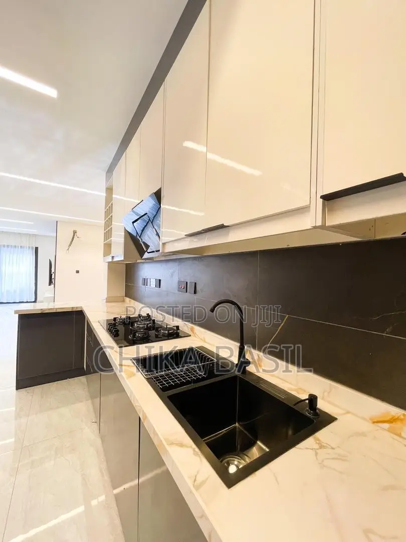 3bdrm Apartment in Ikate for sale