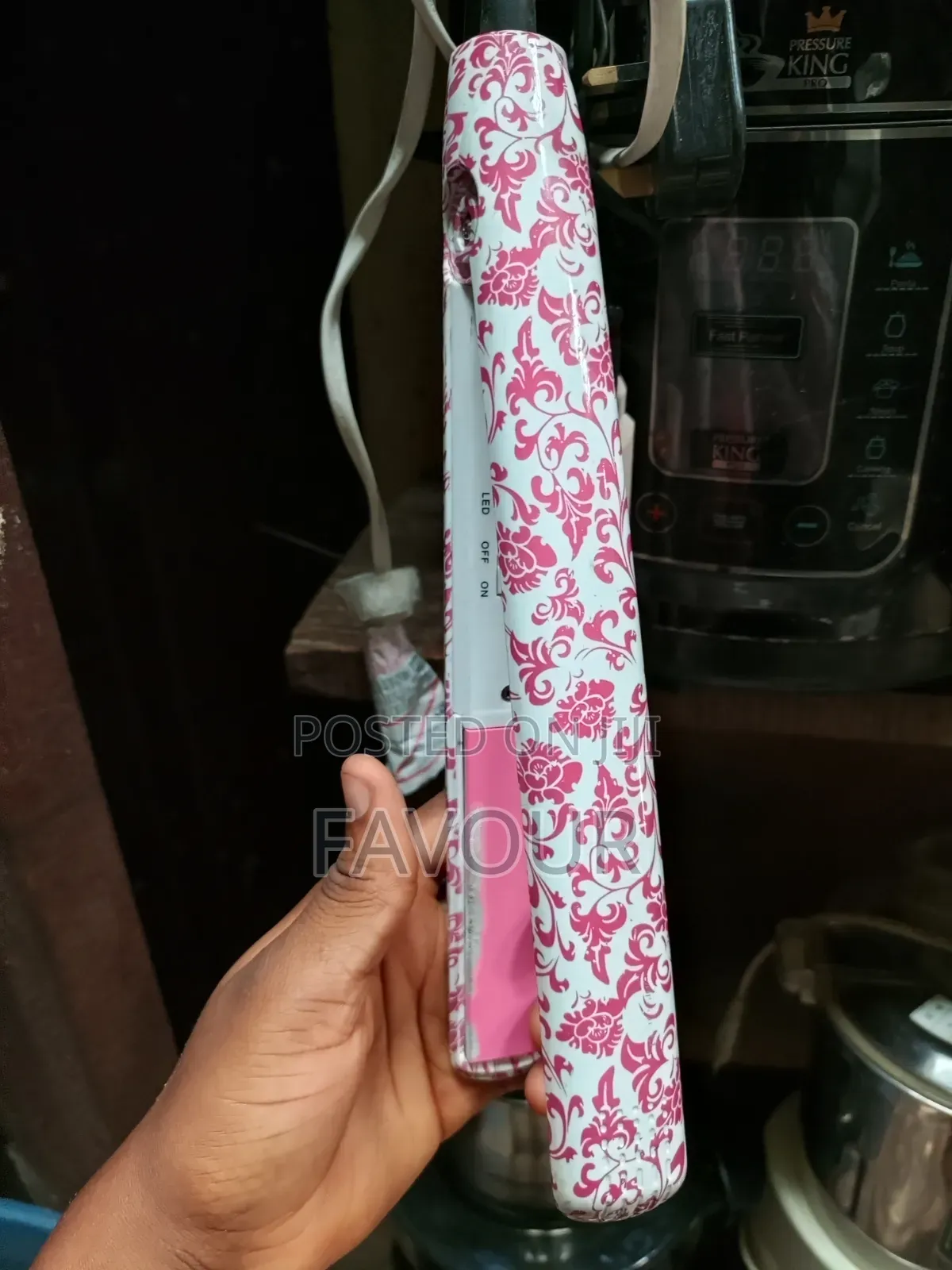 Hair Straighteners👱🧑‍🦰