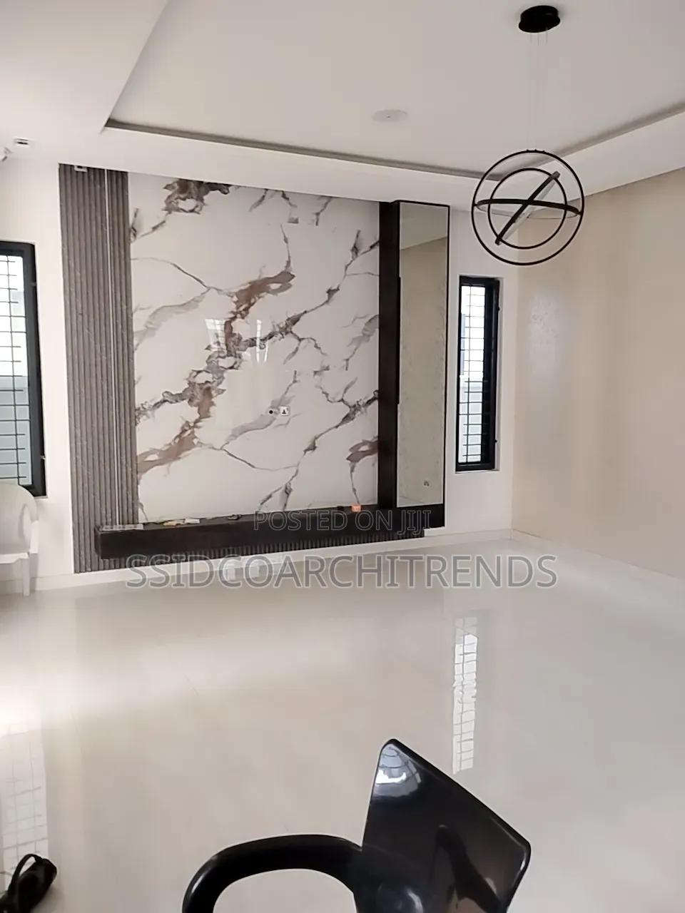 5bdrm Duplex in Call To Access, Ikate for sale