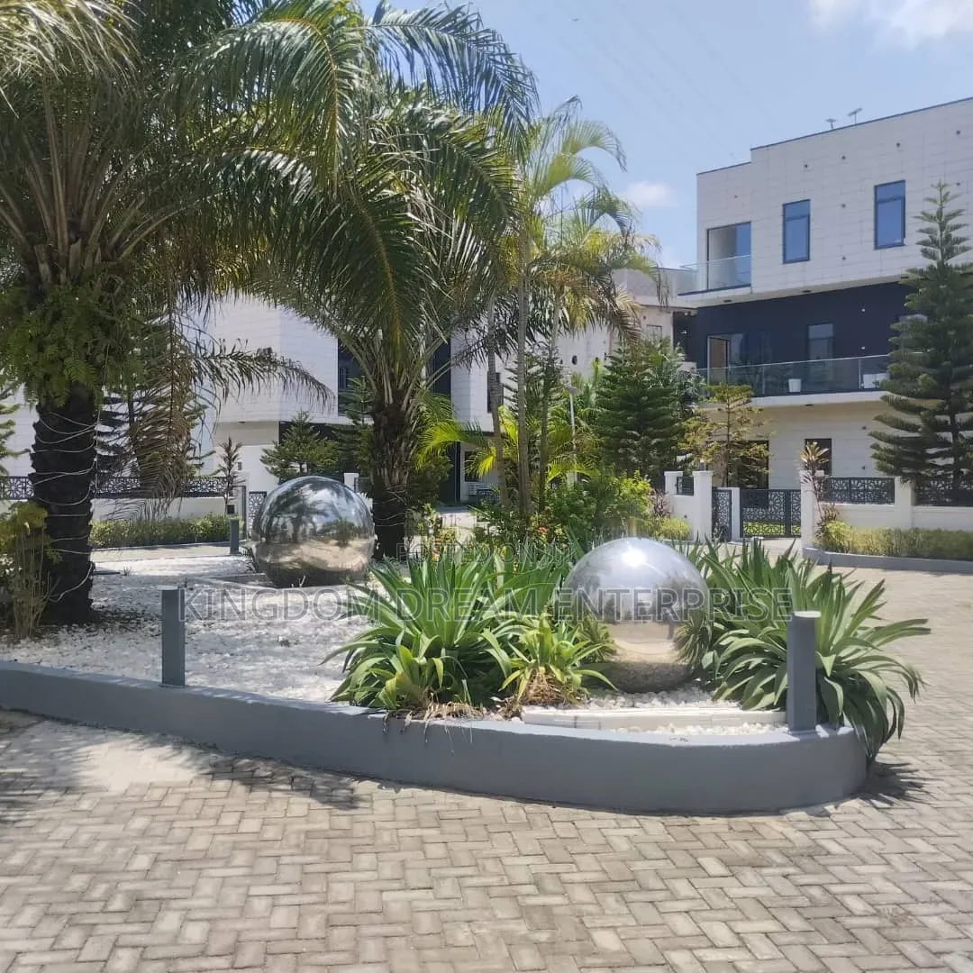Furnished 5bdrm House in Banana Island Ikoyi for sale