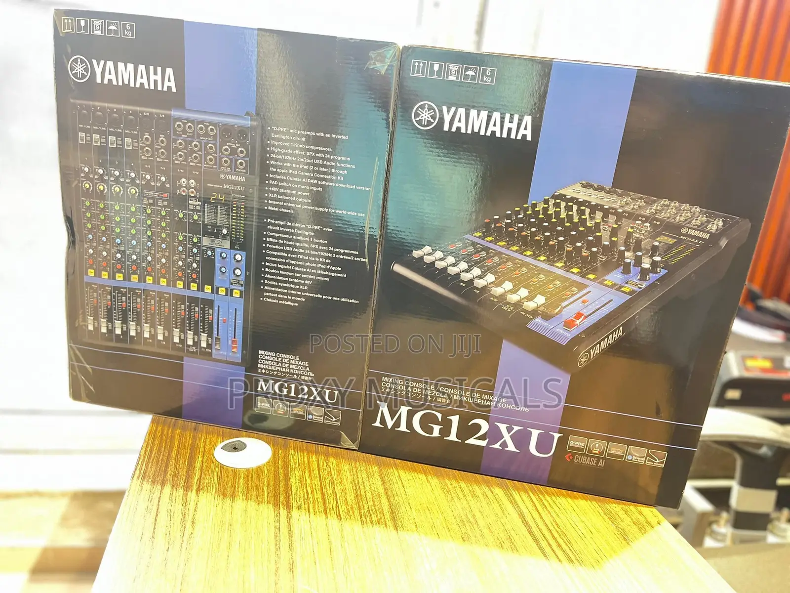 MG12XU Yamaha Mixer