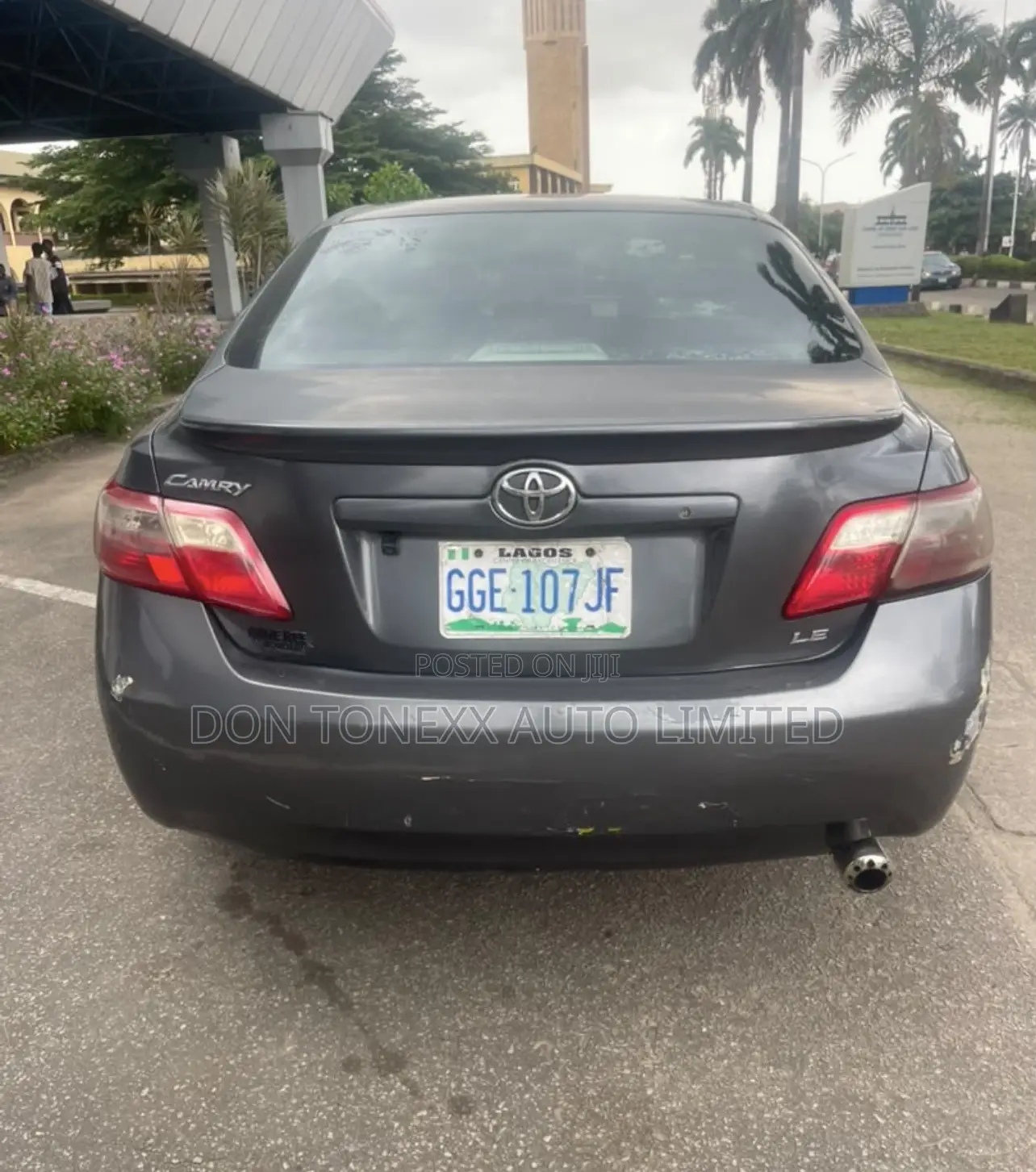 Toyota Camry LE 4dr Sedan (2.4L 4cyl 5A) 2008 Gray