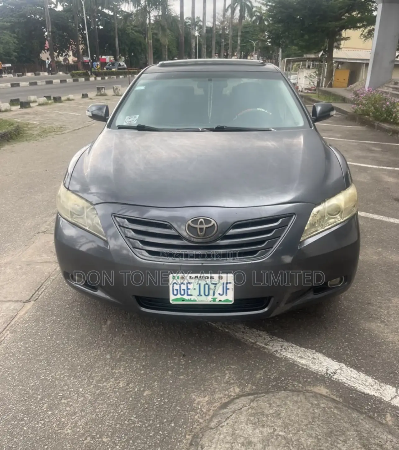 Toyota Camry LE 4dr Sedan (2.4L 4cyl 5A) 2008 Gray