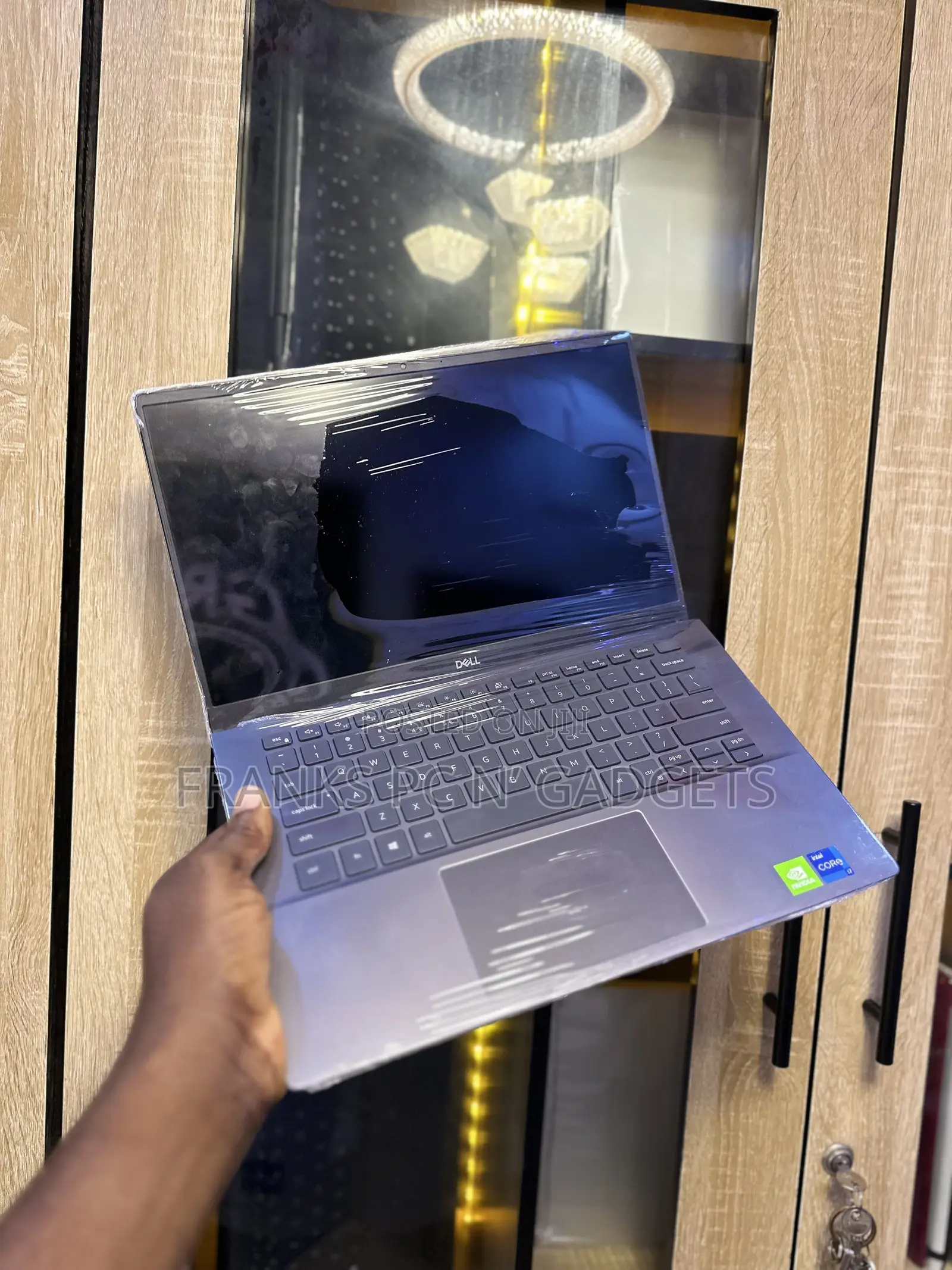 Laptop Dell Vostro 14 3430 16GB Intel Core i7 SSD 256GB