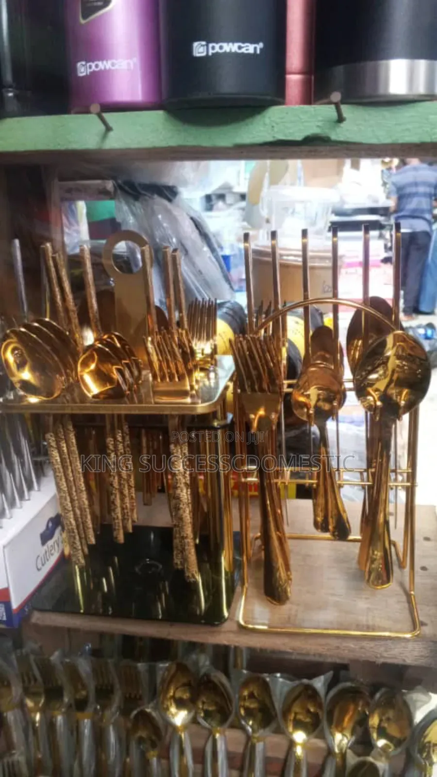 Luxury 24-Piece Gold Cutlery Set With Hanging Rack Stand