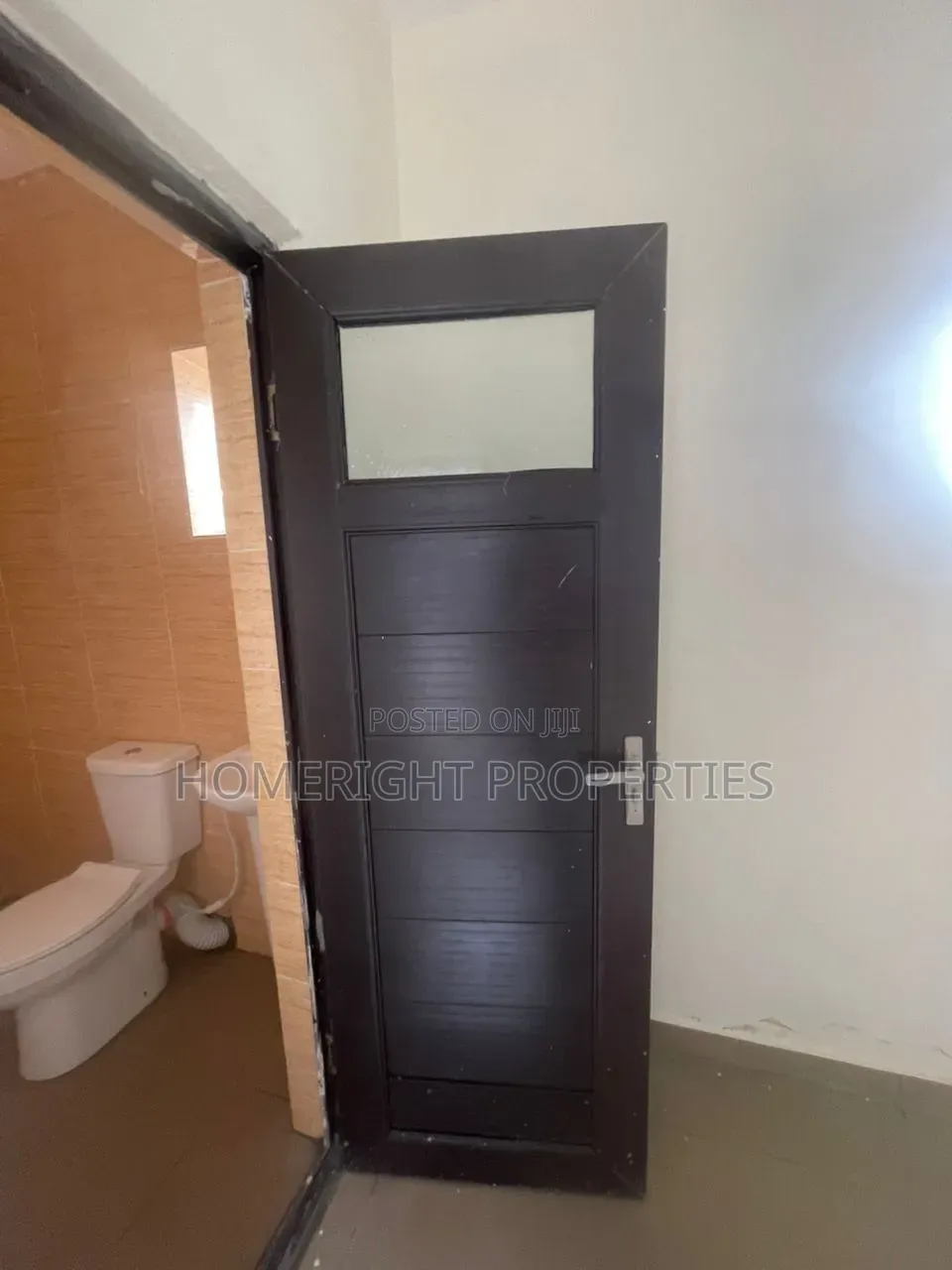 1bdrm Apartment in Akesan for rent