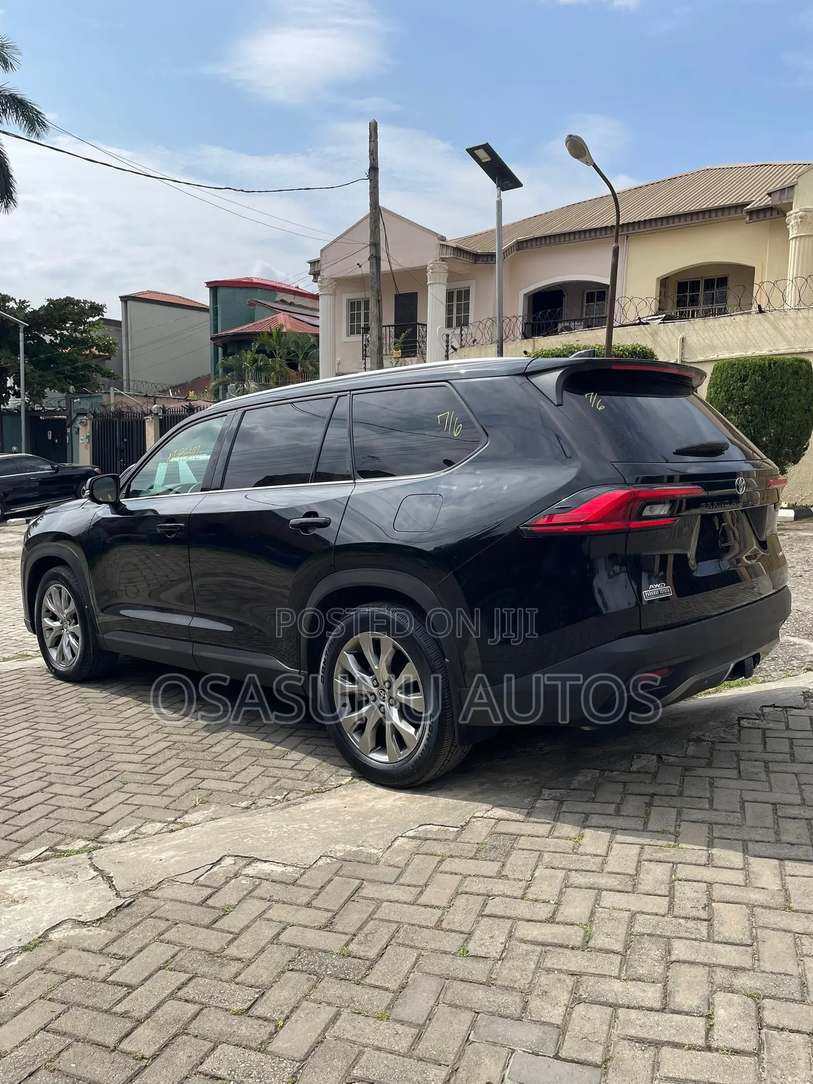 Toyota Highlander Limited 2025 Black