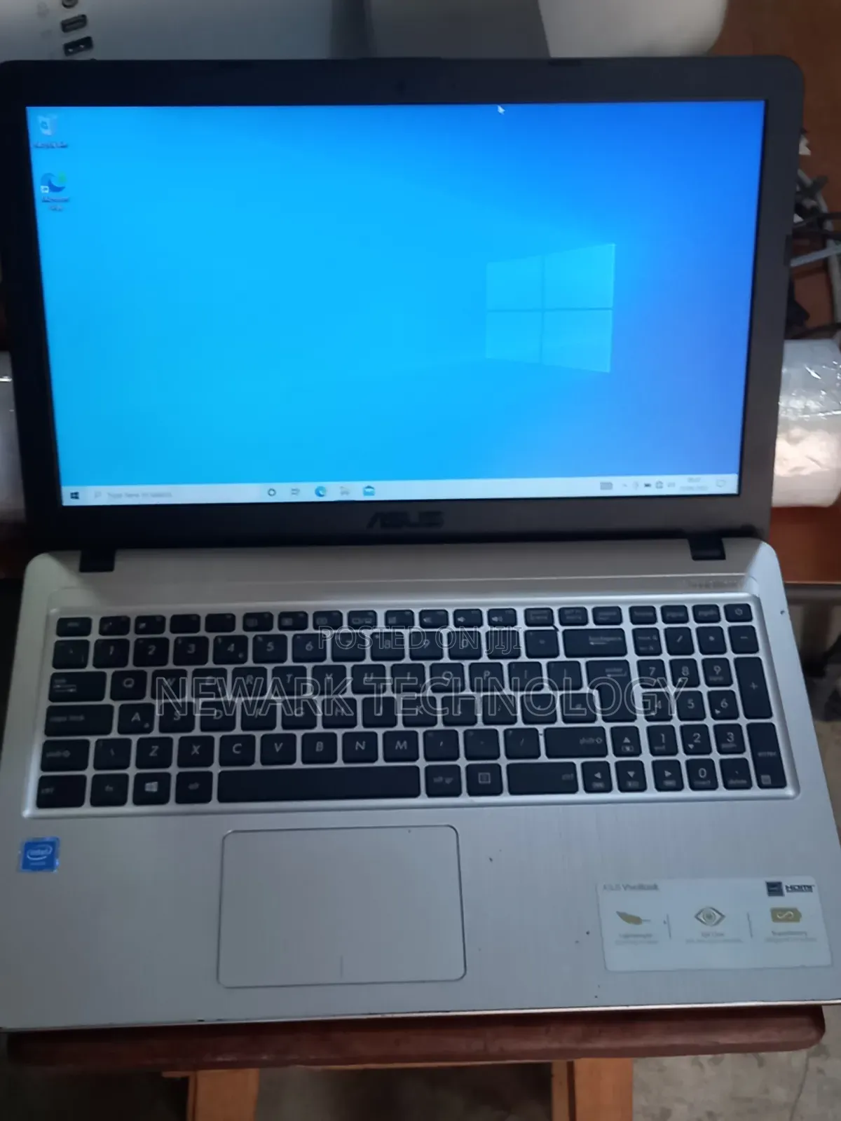 Laptop Asus VivoBook 15 X540NA 4GB Intel HDD 500GB