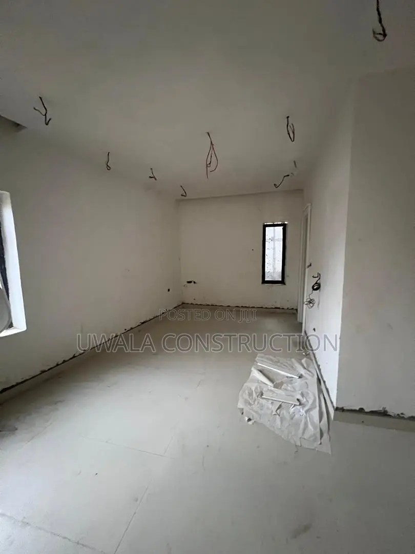 9bdrm Duplex in Asokoro for sale