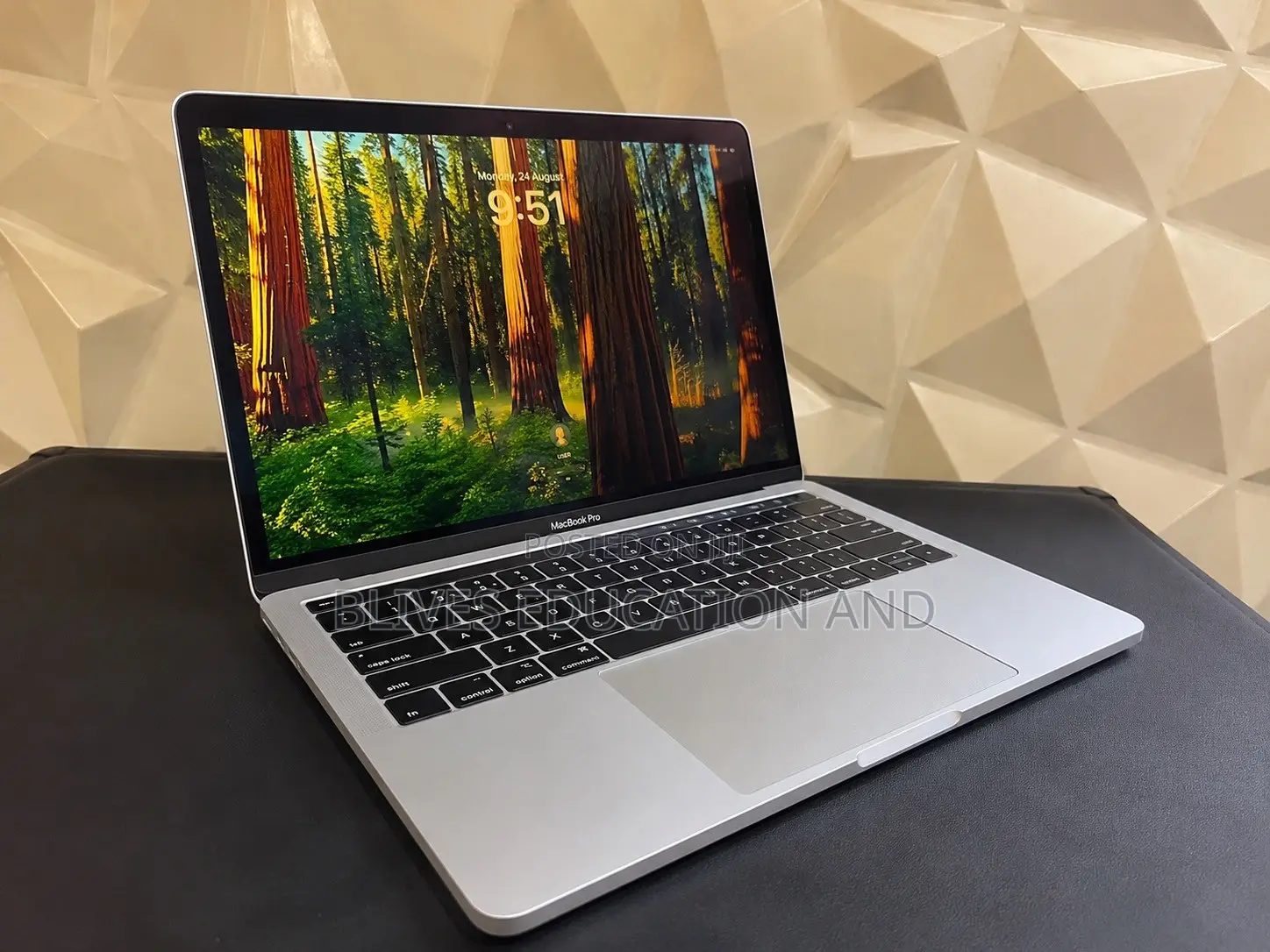 Laptop Apple MacBook Pro 2015 8GB Intel Core i5 SSD 256GB