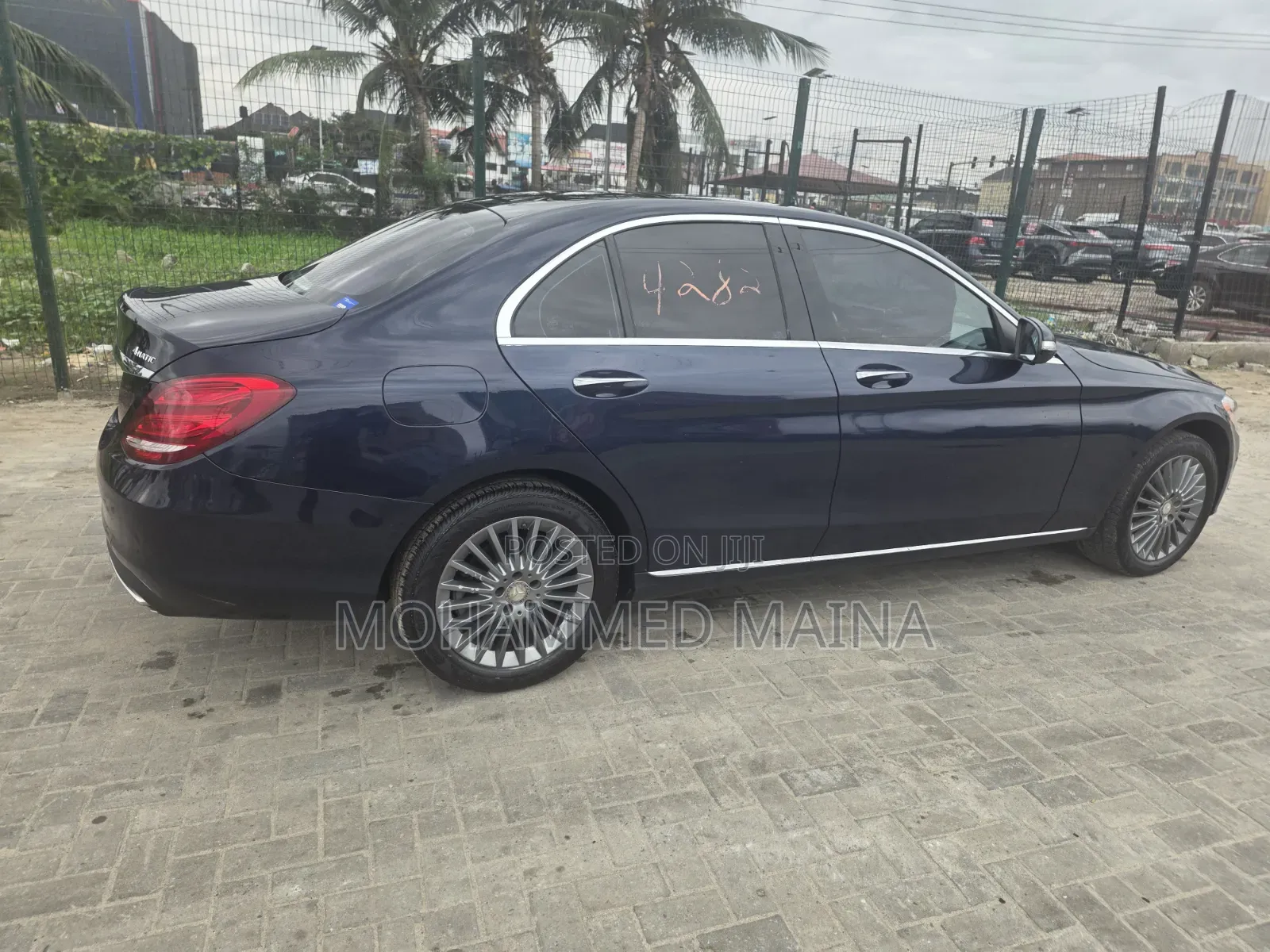 Mercedes-Benz C300 2015 Blue